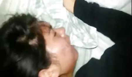 دوست دخترها الاغها را با انگشتان و لعاب مودارها نمایش فیلم س لعنتی.