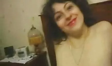 کوکرل تصمیم گرفت دوست خود را با تار و پود فالش فیلم س و نادیده بگیرد